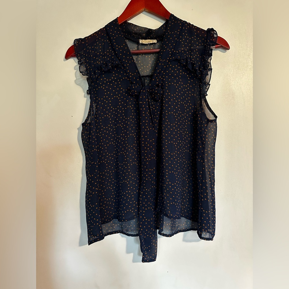 PRETTY GOOD - Navy Sheer Top